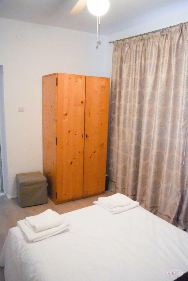 Spacious And Cozy 3Bd+Terrace Couples Apartment Temeşvar Dış mekan fotoğraf